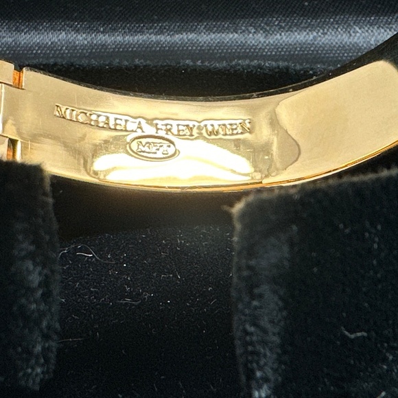 Vintage Michaela Frey Wien MFT Greco-Roman Lion Enamel Clasp Bangle Bracelet - Picture 4 of 16